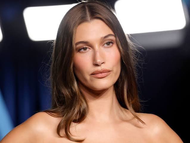 Hailey Bieber